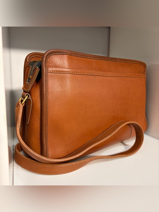 Coach Handbags - Vintage Coach Swagger Bag (#9820) Made in NYC w/ Rare “Irregular” Creed Stamp